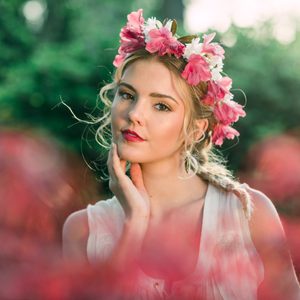 Fuji 800Z — Portrait with flower crown